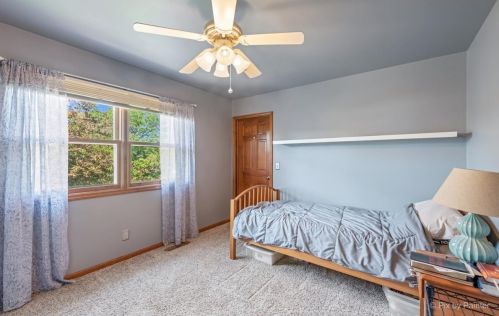 758 Weston Dr, Bull Valley IL 60014-8581 exterior