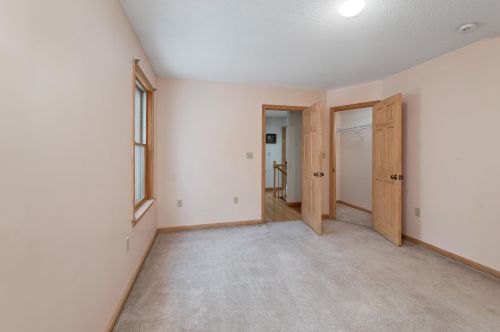 331 Queen St, Concord NH 03303-1118 exterior