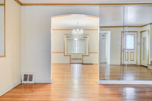 8748 Dorchester Ave, Chicago IL 60619-7010 exterior