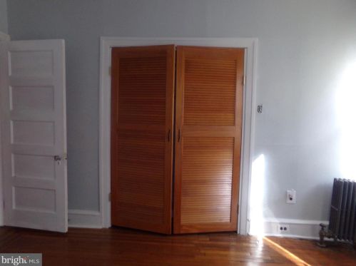 1021 64 St, Philadelphia PA 19151-3127 exterior