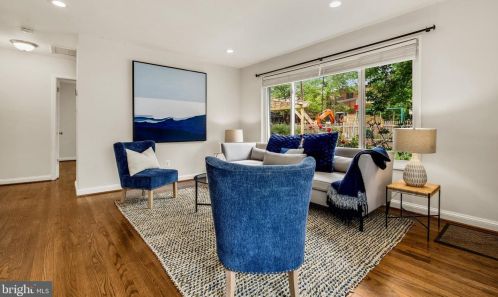 8412 Barron St, Silver Spring MD 20912-7247 exterior