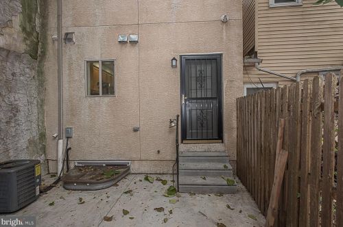 1737 Federal St, Philadelphia PA 19146-3715 exterior