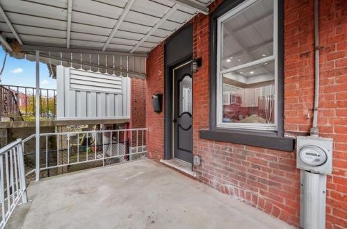 4217 Dunkeld Way, Pittsburgh PA 15201-1727 exterior