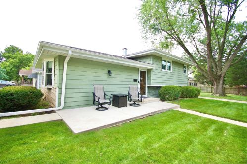 201 Margaret St, Joliet, IL 60436-1315