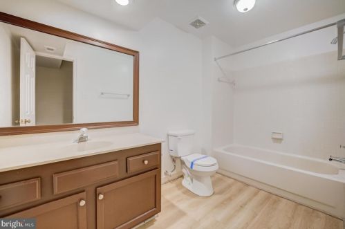 6733 Morning Ride, Alexandria VA 22315-5057 exterior