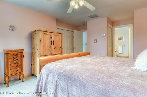 92 Washington St, Locust NJ 07760-1432 exterior