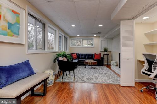 4513 Apple Tree Dr, Alexandria VA  22310-2901 exterior