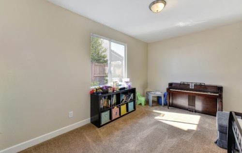 5046 Courtney Way, Folsom CA  95762-5478 exterior