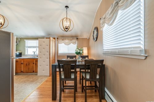 36 Murdock St, Huntington Station NY  11746-4347 exterior