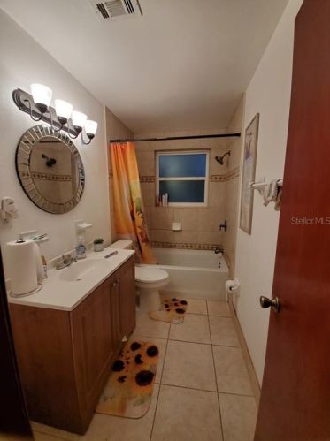 3713 14th Ter, Gainesville FL 32601-4601 exterior