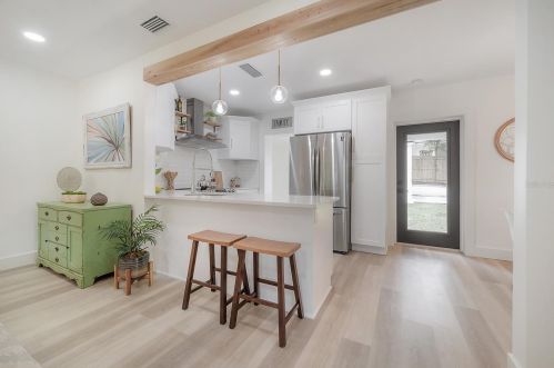 7202 15th St, Tampa FL  33610-1210 exterior