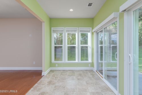 29 Mystic Point Dr, Bluffton SC 29909-2073 exterior