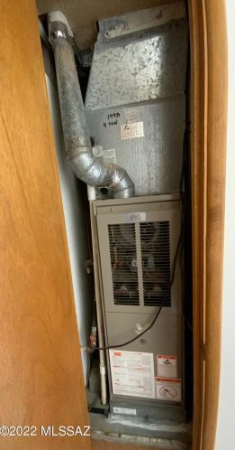 8771 Baker St, Tucson AZ 85710-2617 exterior