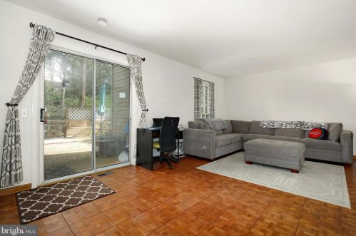 1812 Tufa Ter, Silver Spring MD 20904-5352 exterior