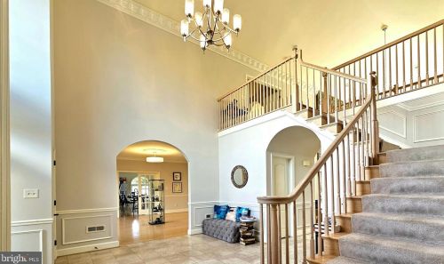 17815 Fraley Farm Rd, Rockville MD 20855-1664 exterior