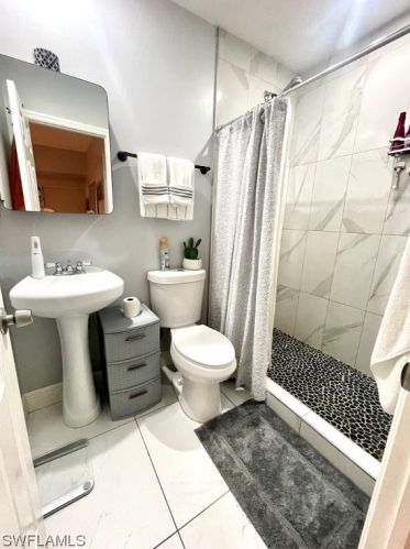 230 1 St, Naples FL 34117-5101 exterior