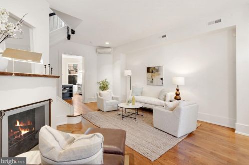 1732 18th St, Washington DC 20009-6110 exterior