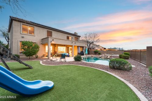 22034 55th St, Phoenix AZ  85054-7150 exterior