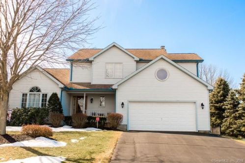 2 Whiffle Tree Rd, Wallingford, CT 06492-2860