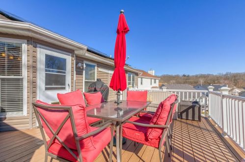 2880 Woodbridge Est Dr, Saint Louis MO 63129-5723 exterior