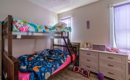 324 Hollister Ave, Grand Rapids MI 49506-1533 exterior