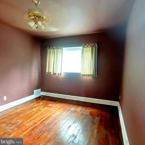 212 Malcolm X Ave, Washington DC 20032-1641 exterior