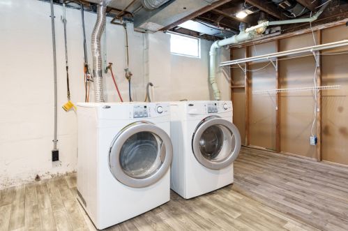 2303 Glendale Blvd, Kalamazoo MI  49004-1759 exterior