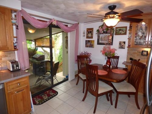 1650 Arnold St, Pittsburgh PA 15205-3503 exterior