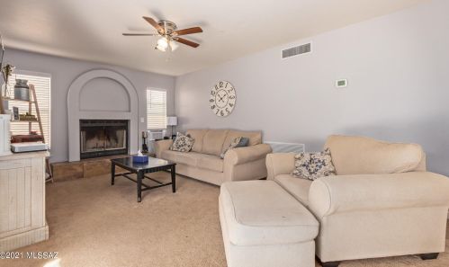 11871 Gray Eagle Ave, Tucson AZ 85737-8662 exterior