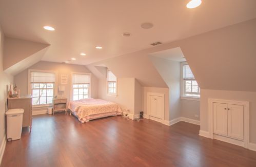 6654 Kilbourn Ave, Chicago IL  60712-3326 exterior