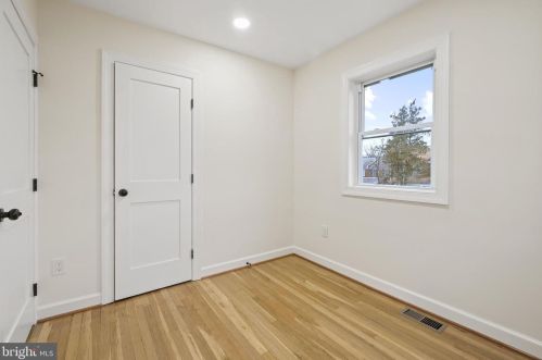 4330 Texas Ave, Washington DC  20019-4260 exterior