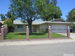 195 Arrowrock Rd, Sacramento, CA 95838-4101