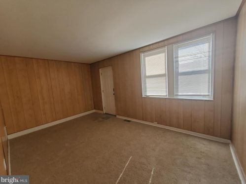 2916 Yorkship Rd, Camden NJ  08104-2838 exterior