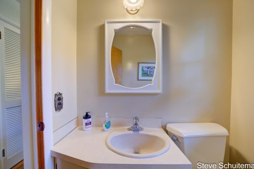 1569 Marlboro Rd, Meskegon MI exterior