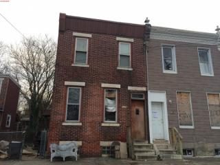 1176 Mechanic St, Camden, NJ 08104-1253