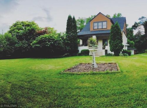 1825 Alta Vista Dr, Saint Paul, MN 55113-6559