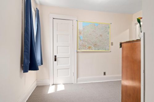 3324 Illinois Ave, Milwaukee WI 53207-3714 exterior