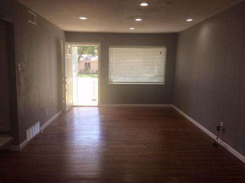 2317 Cochran St, Irving TX  75062-4233 exterior