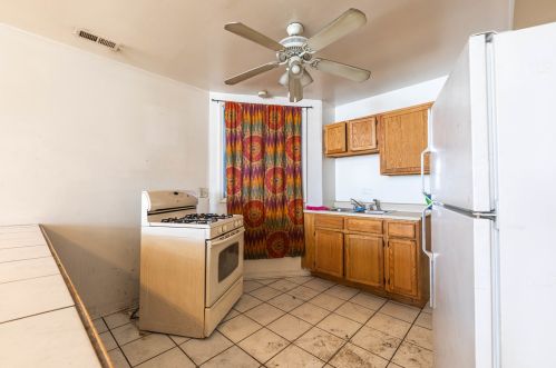 1442 Kedzie Ave, Chicago IL 60629-3532 exterior