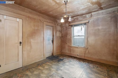 444 Jackson St, San Jose CA 95112-5101 exterior