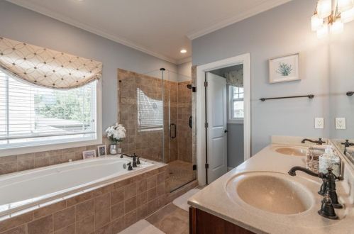 1110 Francis St, Atlanta GA 30318-5322 exterior