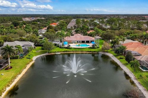 14479 Jekyll Is Ct, Naples FL 34119-4815 exterior