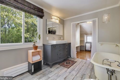 707 Silver Spring Ave, Silver Spring MD  20910-4661 exterior