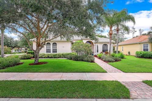 400 Cypress Way, Naples FL 34110-1108 exterior