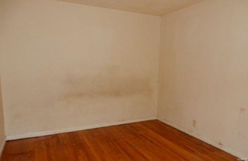 836 Elsworth Pl, Saint Louis MO  63135-3128 exterior