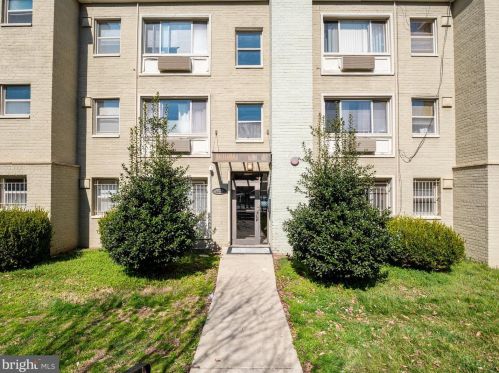 2832 Hartford St, Washington DC  20020-1627 exterior