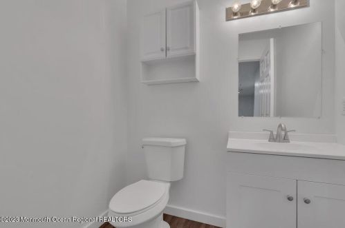 33 Jefferson Ct, Jackson Twp NJ  08527-5159 exterior