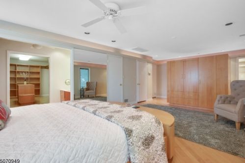 62 Cornell Dr, Livingston NJ  07039-5519 exterior