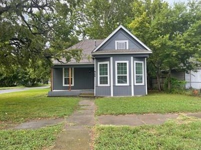 900 Morgan St, Denison TX  75020-4306 exterior