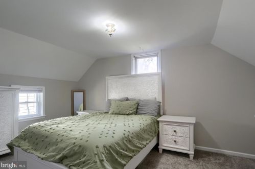 302 2nd St, Hummelstown PA  17036-1709 exterior